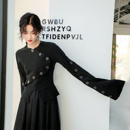 紅葉服飾 品牌故事、設計理念與時尚影響力